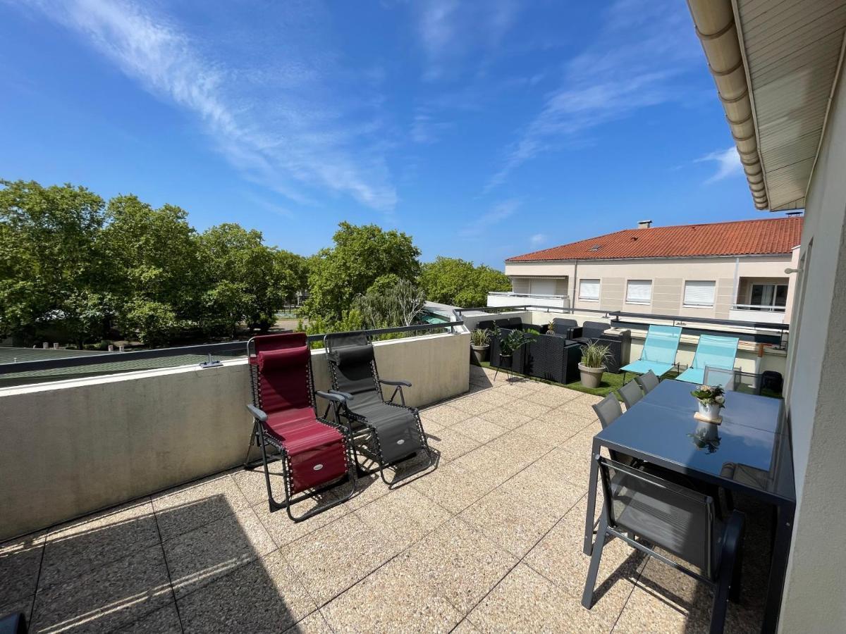Bngo I Immense Rooftop Lyon I 2 Chambres, 4 Places Parkings, 2 Immenses Terrasses, 8 Personnes Exterior photo