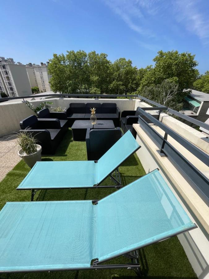 Bngo I Immense Rooftop Lyon I 2 Chambres, 4 Places Parkings, 2 Immenses Terrasses, 8 Personnes Exterior photo